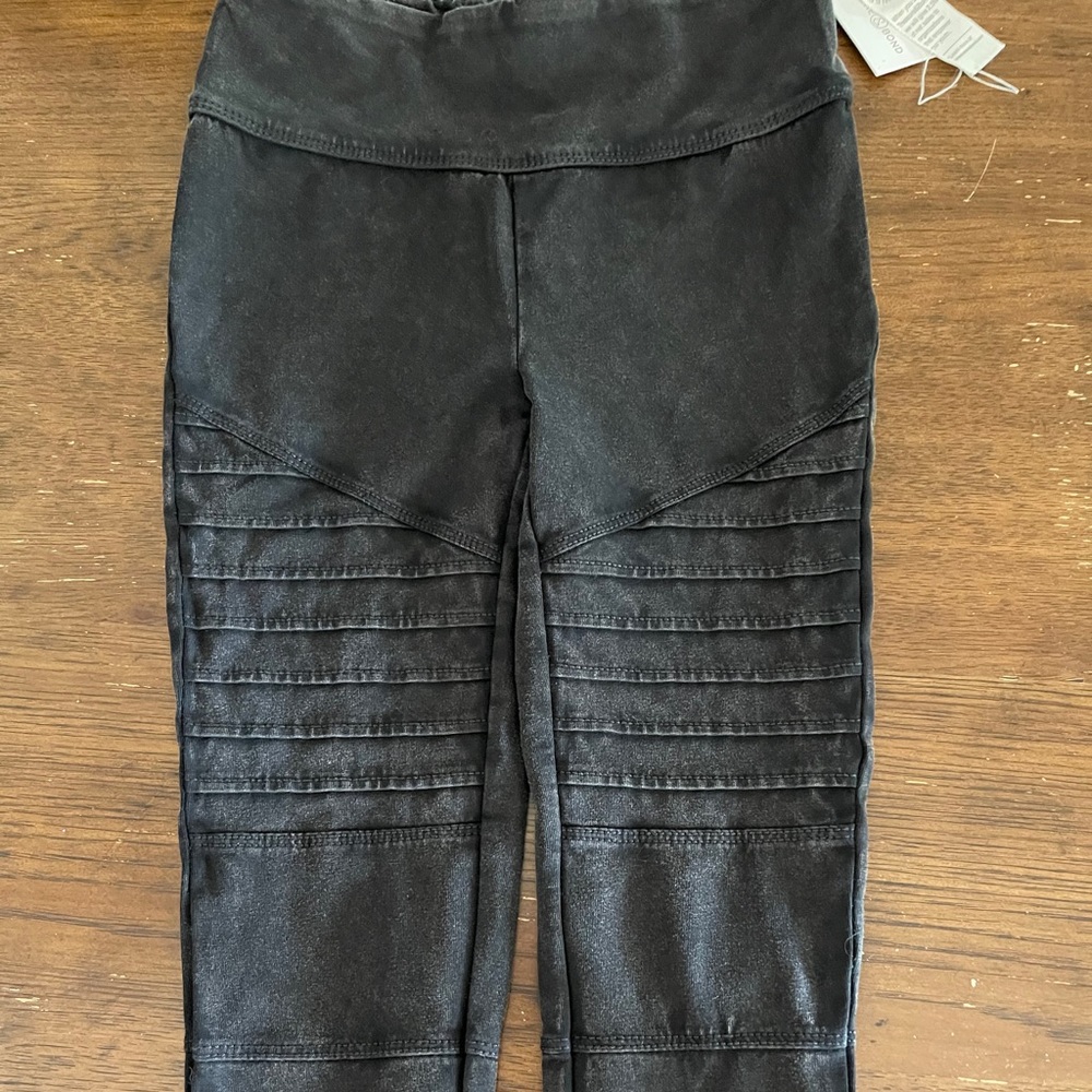 Little girls leggings